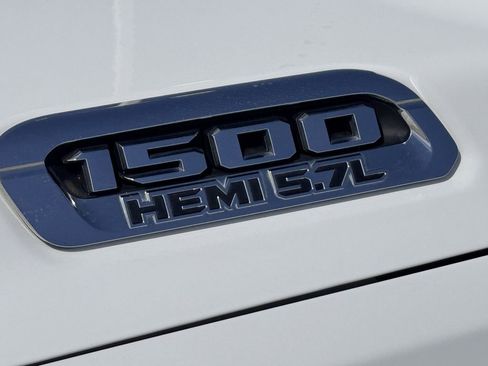 Used 2022 RAM 1500 Laramie w/ Laramie Southwest Edition image 10