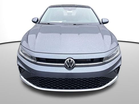 New 2026 Volkswagen Jetta SE image 9
