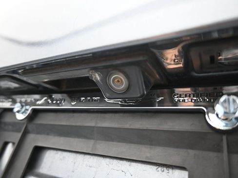 Used 2021 Volkswagen Tiguan S image 40