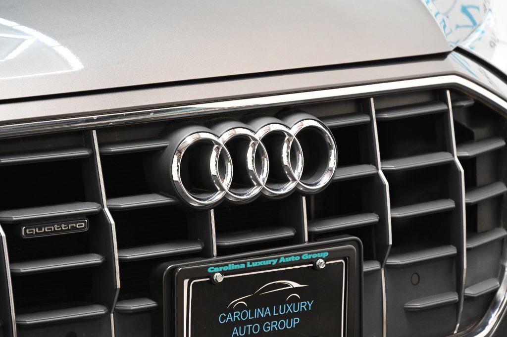 Used 2020 Audi Q8 Premium w/ Cold Weather Package AWD/4WD image 10