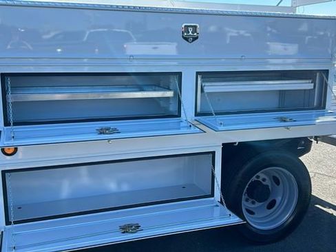 New 2025 Ford F550 4x4 Regular Cab Super Duty image 20