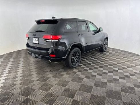 Used 2021 Jeep Grand Cherokee Laredo X AWD/4WD image 7