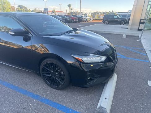 Used 2019 Nissan Maxima SR w/ Premium Package image 9