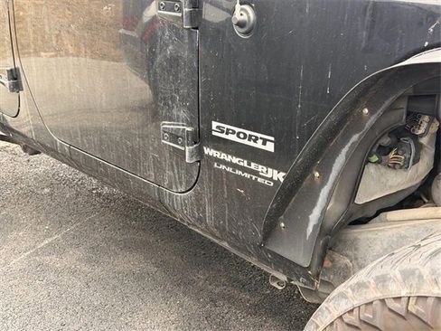Used 2018 Jeep Wrangler Unlimited Sport S image 20
