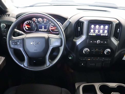 Certified 2026 Chevrolet Silverado 1500 Custom Trail Boss w/ LPO, Dark Essentials Package AWD/4WD image 11