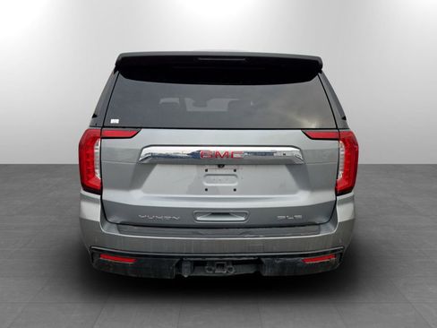 Used 2024 GMC Yukon SLE AWD/4WD image 7