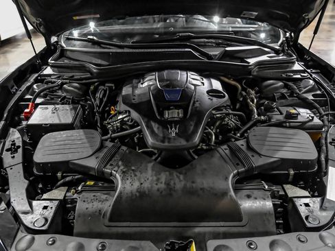 Used 2019 Maserati Ghibli S GranLusso AWD/4WD image 58