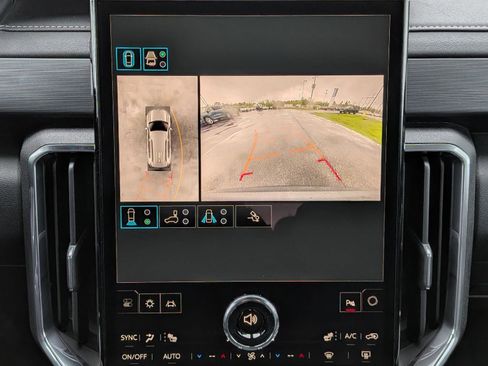 New 2026 GMC Acadia Elevation w/ Black Edition AWD/4WD image 17