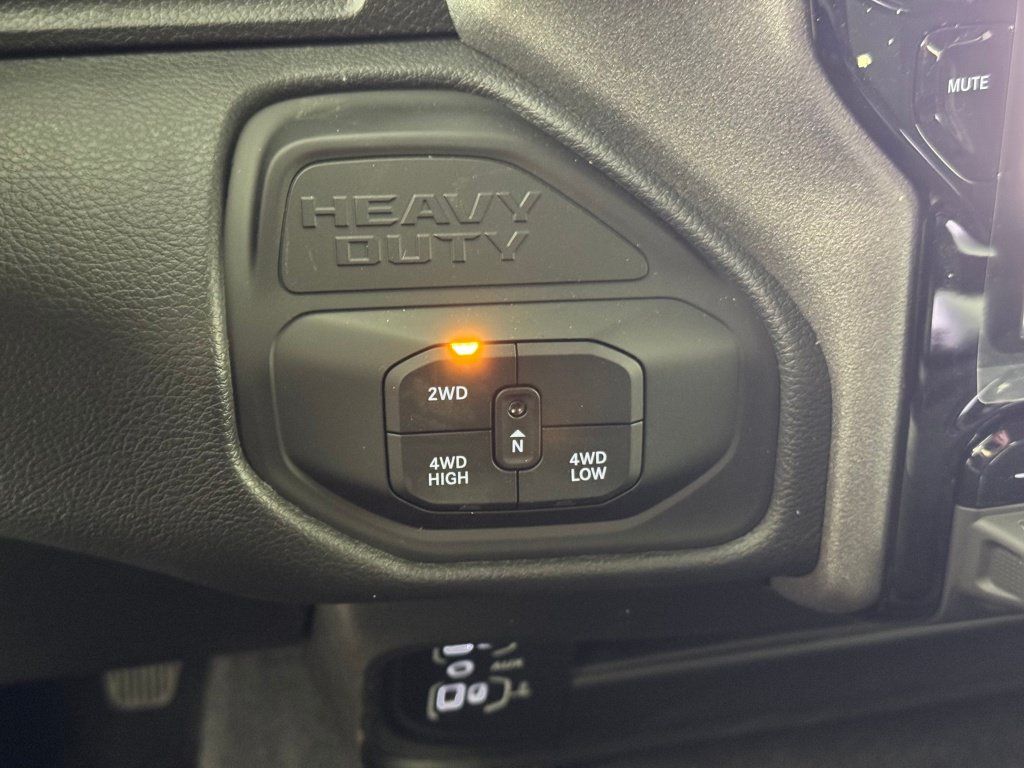 New 2026 RAM 2500 Tradesman AWD/4WD image 28