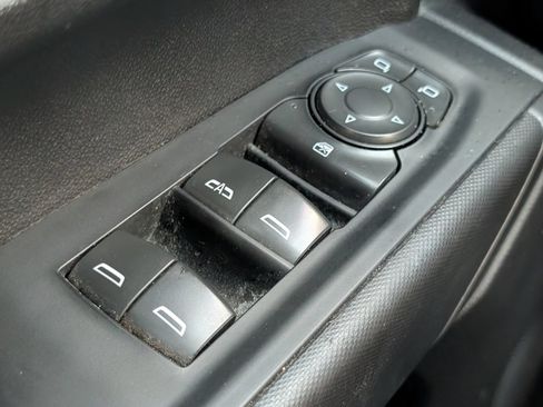 Used 2022 Chevrolet Silverado 1500 Custom w/ LPO, Dark Essentials Package AWD/4WD image 19