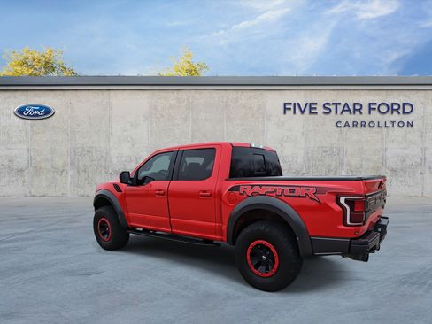 Certified 2018 Ford F150 Raptor w/ Equipment Group 802A Luxury image 6