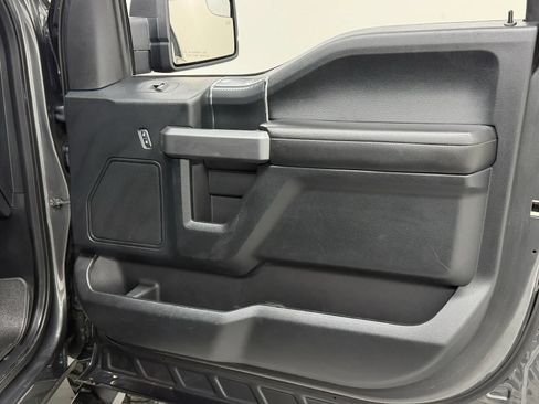 Used 2018 Ford F150 XLT w/ Equipment Group 302A Luxury AWD/4WD image 26