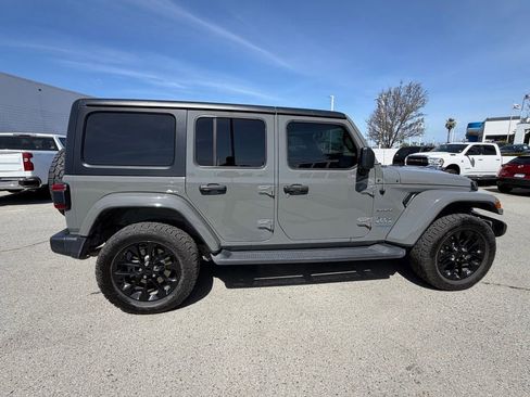 Used 2021 Jeep Wrangler Unlimited Sahara w/ Cold Weather Group AWD/4WD image 3