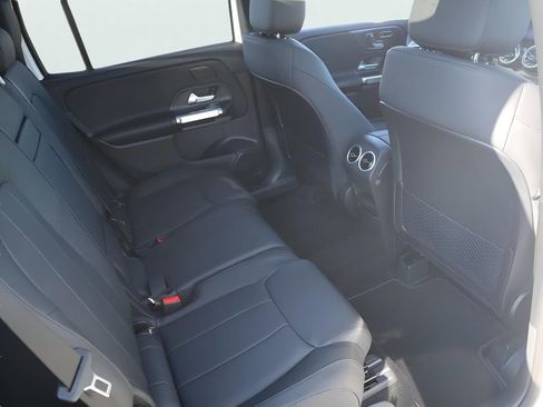 New 2026 Mercedes-Benz GLB 250 4MATIC image 18