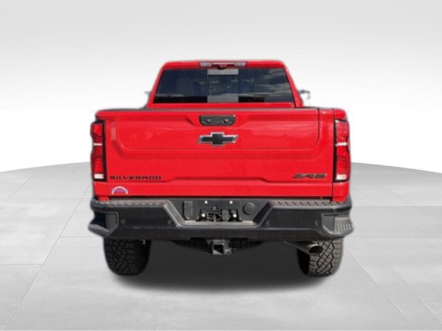 Used 2026 Chevrolet Silverado 2500 ZR2 w/ LPO, Dark Essentials Package AWD/4WD image 4