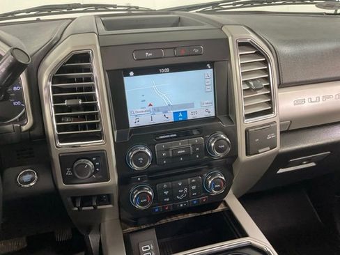 Used 2017 Ford F250 Lariat w/ Lariat Ultimate Package image 22