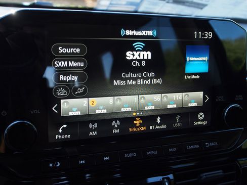 New 2025 Nissan Pathfinder Platinum w/ Cargo Package image 27