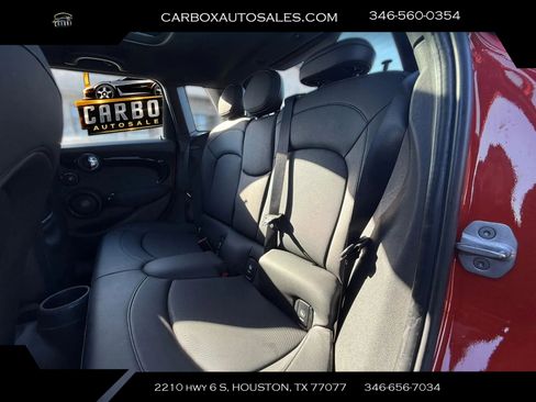 Used 2019 MINI Cooper S w/ Premium Package image 22