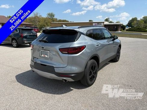 Used 2024 Chevrolet Blazer LT w/ Convenience Package AWD/4WD image 6