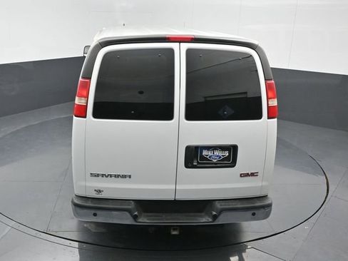 Used 2016 GMC Savana 3500 LT w/ LT Preferred Equipment Group image 14