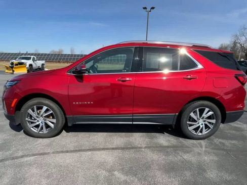 Used 2023 Chevrolet Equinox Premier AWD/4WD image 5