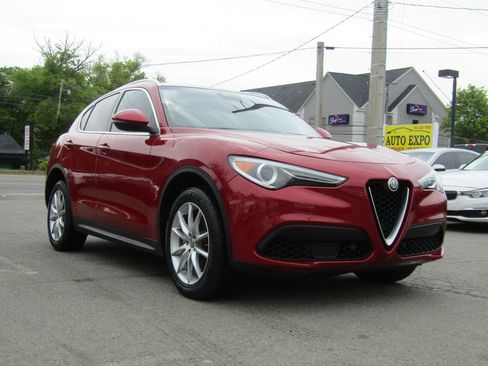 Used 2018 Alfa Romeo Stelvio Ti AWD/4WD image 1