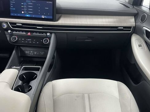 Used 2025 Hyundai Sonata SEL FWD image 20