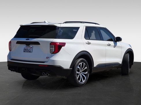 Used 2020 Ford Explorer ST image 4
