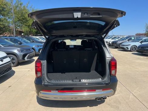 Used 2023 Hyundai Palisade Calligraphy image 10