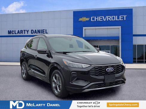 Used 2024 Ford Escape ST-Line w/ Tech Pack #1 AWD/4WD image 1