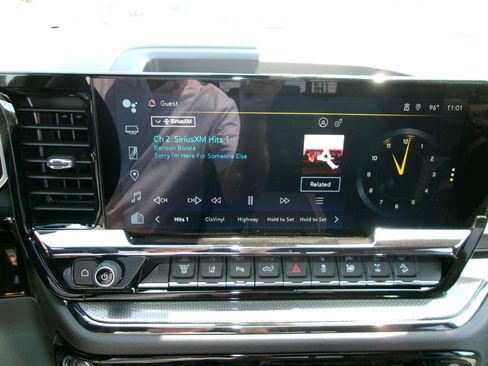 New 2026 Chevrolet Silverado 2500 ZR2 AWD/4WD image 19