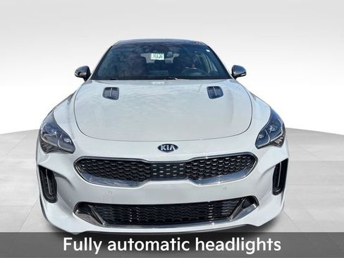 Used 2018 Kia Stinger GT2 AWD/4WD image 11