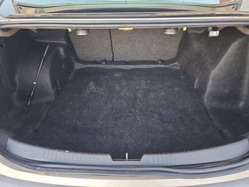 Used 2024 Chevrolet Malibu LT image 38