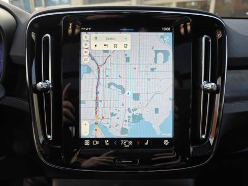 Certified 2024 Volvo XC40 Recharge Plus w/ Protection Package Premier image 28