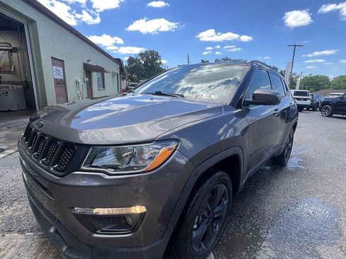 Used 2021 Jeep Compass Latitude AWD/4WD image 7