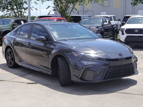 Used 2025 Toyota Camry XSE FWD image 25