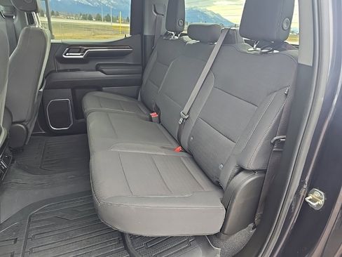 Used 2023 GMC Sierra 1500 SLE image 23