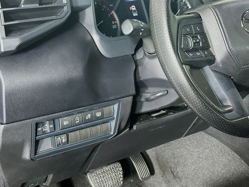 Used 2025 Toyota Tundra SR image 16