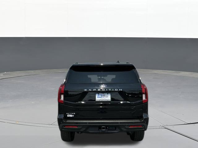 Used 2025 Ford Expedition Active AWD/4WD image 4