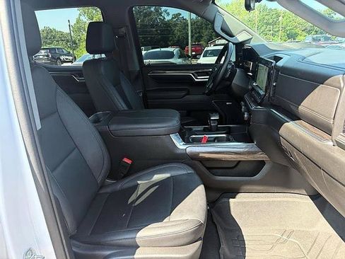 Used 2023 Chevrolet Silverado 1500 LTZ w/ Technology Package AWD/4WD image 36