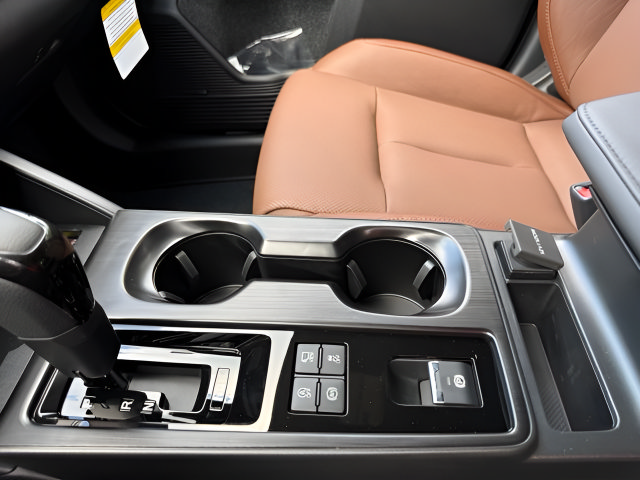 New 2026 Subaru Outback Touring AWD/4WD image 24