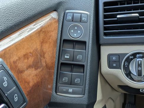 Used 2012 Mercedes-Benz GLK 350 GLK 350 image 23