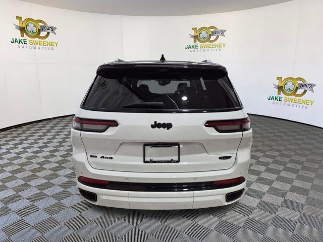 Used 2023 Jeep Grand Cherokee L Summit w/ Advanced Protech Group IV AWD/4WD image 9