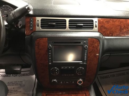 Used 2012 Chevrolet Avalanche LTZ image 51