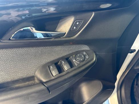 Used 2024 Chevrolet TrailBlazer LT AWD/4WD image 18