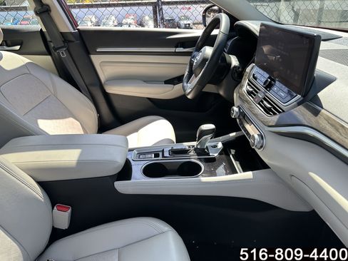 Used 2023 Nissan Altima 2.5 SL AWD/4WD image 22