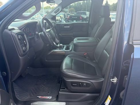 Used 2021 Chevrolet Silverado 1500 LT Trail Boss w/ Convenience Package II AWD/4WD image 11