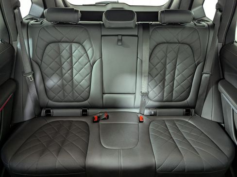 Used 2024 BMW X5 sDrive40i w/ Premium Package RWD image 13
