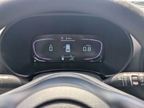 Used 2023 Kia Soul LX w/ LX Technology Package FWD image 18