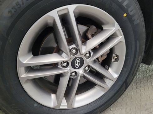 Used 2017 Hyundai Santa Fe Sport image 31